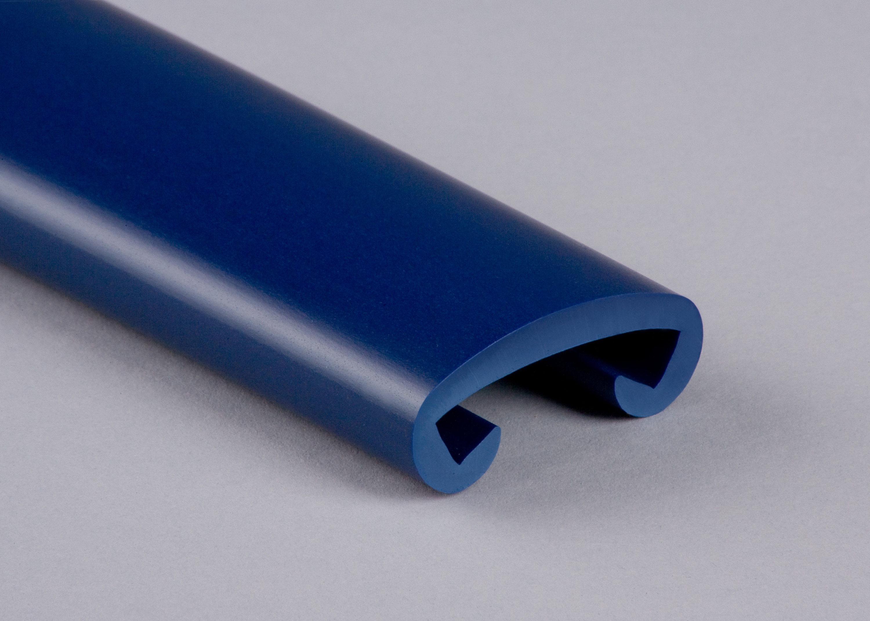 Kunststoffhandlauf für 40x8mm, saphirblau