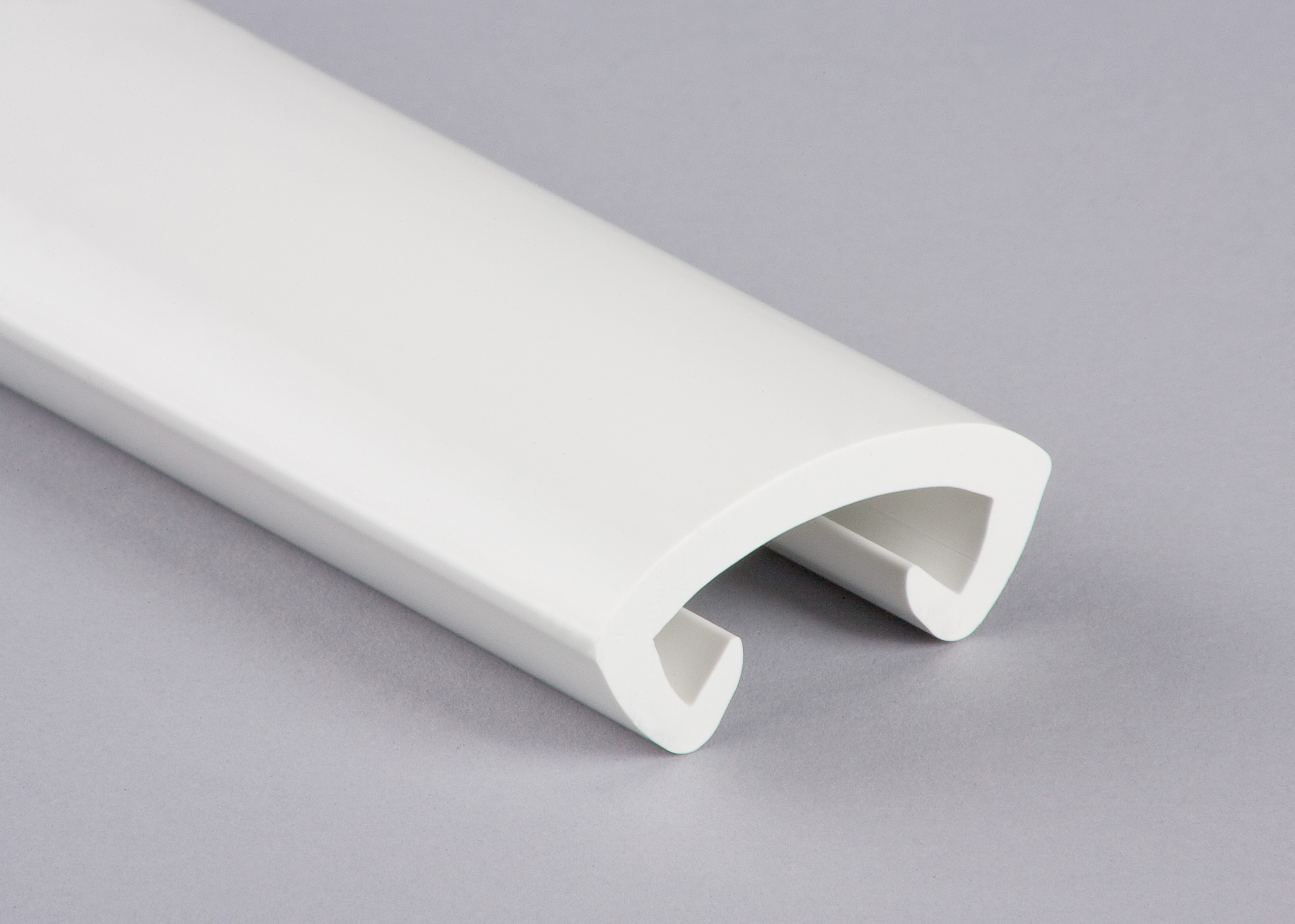 Kunststoffhandlauf für 40x8mm, signalweiß